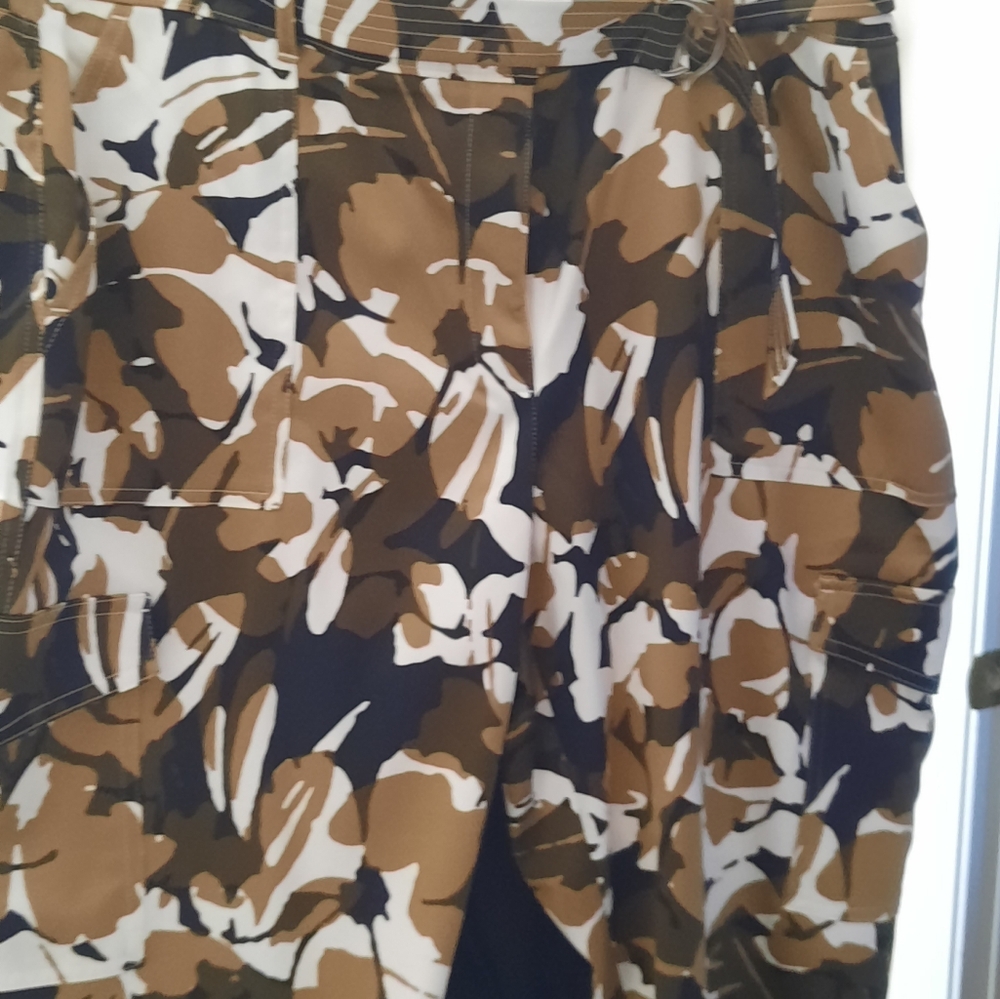 EUC Chicos 2.5 pants